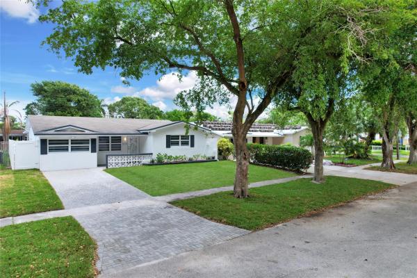 Hollywood Hills, 5311 Pierce St, Hollywood, Florida 33021, image 1