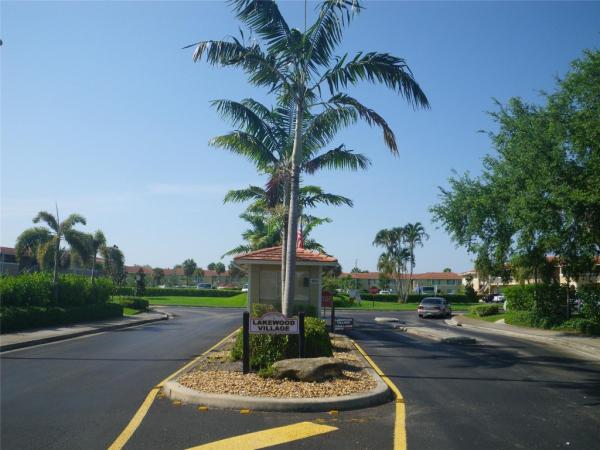 9902 Twin Lakes Dr #9902, Coral Springs, Florida 33071, image 1