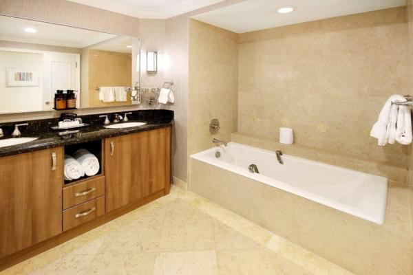 The Atlantic Hotel, 601 N Fort Lauderdale Beach Blvd #1113, Fort Lauderdale, Florida 33304, image 3