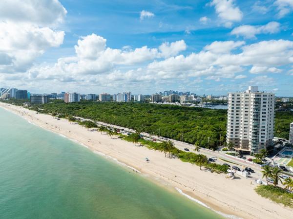 Park Tower, 1151 N Fort Lauderdale Beach Blvd #5D, Fort Lauderdale, Florida 33304, image 1