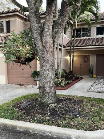 Royal Townhomes, 9702 NW 23rd Ct #9702, Pembroke Pines, Florida 33024, image 1