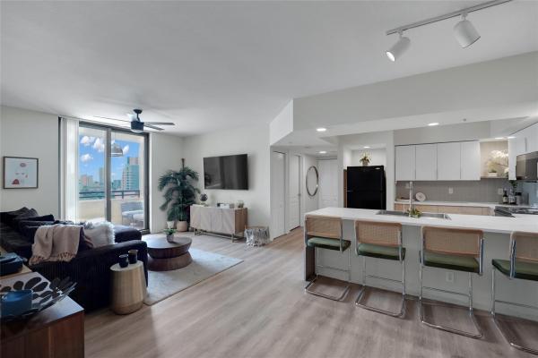 The Waverly At Las Olas, 100 N Federal Hwy #819, Fort Lauderdale, Florida 33301, image 1