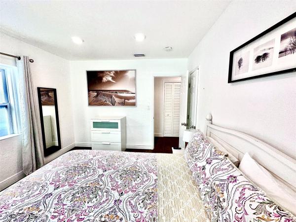 Middle River Park, 1637 NE 5th Ct, Fort Lauderdale, Florida 33301, image 1