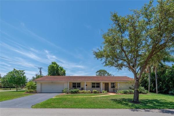 Village Green, 8590 NW 38th Dr, Coral Springs, Florida 33065, image 1