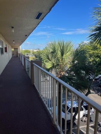 Sunrise Lakes 2, 8225 Sunrise Lakes Blvd #301, Sunrise, Florida 33322, image 1