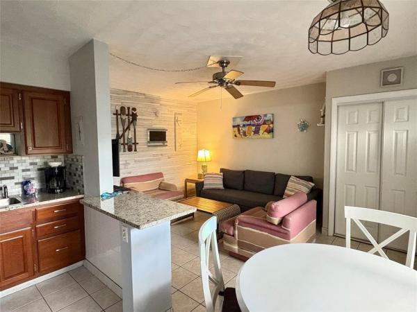 Deerfield Buccaneer, 120 NE 20th Ave #2, Deerfield Beach, Florida 33441, image 2