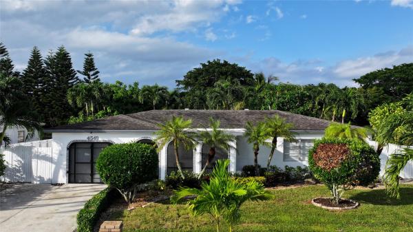 Palmetto Pines, 4549 Baldric St, Boca Raton, Florida 33428, image 1