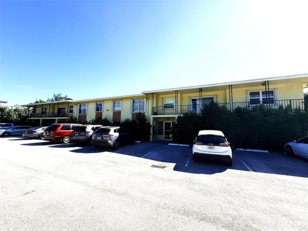 Beach Haven Gardens, 1962 NE 6th St #3B, Deerfield Beach, Florida 33441, image 1