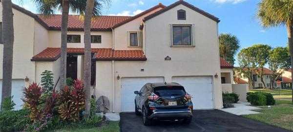South Lake At Dos Lagos, 20 Via De Casas Sur #204, Boynton Beach, Florida 33426, image 3