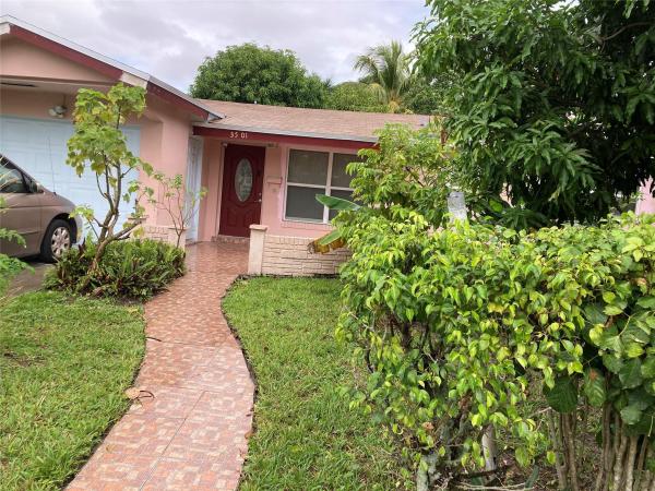 North Gate Estates, 3501 NW 32nd St, Lauderdale Lakes, Florida 33309, image 1