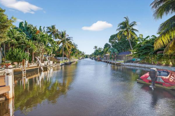 Coral Brook, 1570 NE 30th Pl, Oakland Park, Florida 33334, image 1