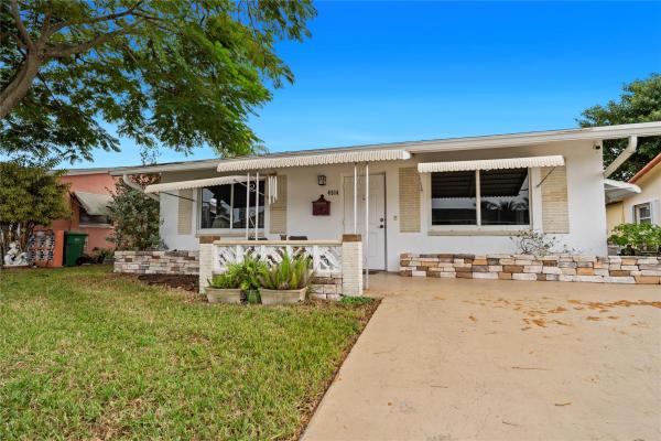 Mainlands Of Tamarac Lakes, 4514 NW 49th Dr, Tamarac, Florida 33319, image 1