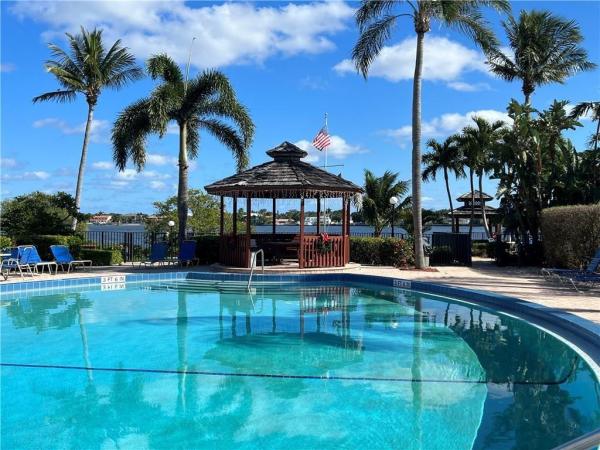 Half Moon Bay, 7030 Half Moon Cir #418, Hypoluxo, Florida 33462, image 1