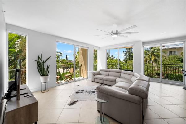 Silver Beach, 3210 NE 5th St #203, Pompano Beach, Florida 33062, image 1