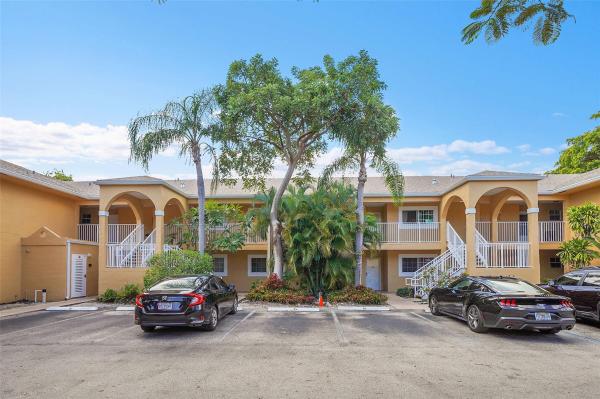 Chateau De Ville, 441 SE 10th St #D206, Dania Beach, Florida 33004, image 1