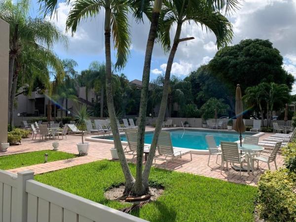 Banyan Courts, 159 NW 70th St #517, Boca Raton, Florida 33487, image 1