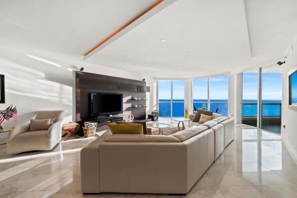 Las Olas Beach Club, 101 S Fort Lauderdale Beach Blvd #1702, Fort Lauderdale, Florida 33316, image 1