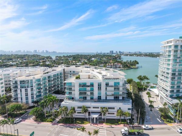 Peloro, 6620 Indian Creek Dr #315, Miami Beach, Florida 33141, image 2