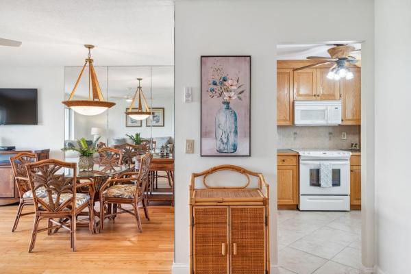 Fairways Royale, 1445 Atlantic Shores Blvd #509, Hallandale Beach, Florida 33009, image 1