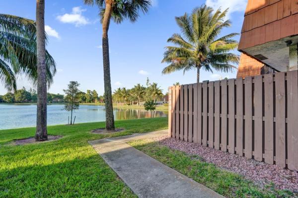 Village At Coral Lake, 8339 S Coral Cir #8339, North Lauderdale, Florida 33068, image 1