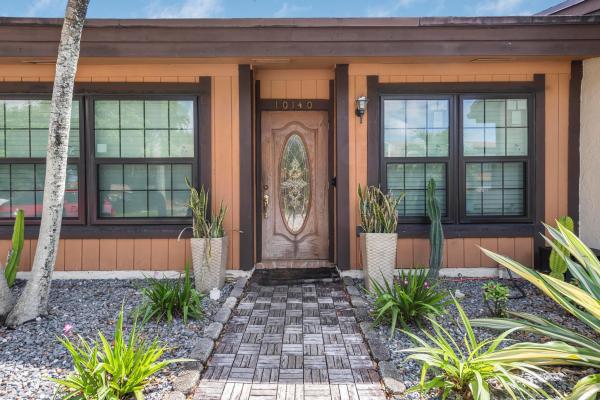 10140 Phoenix Ave #10140, Pembroke Pines, Florida 33026, image 1