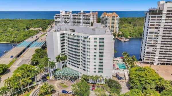 Gallery One, 2670 E Sunrise Blvd #334, Fort Lauderdale, Florida 33304, image 1