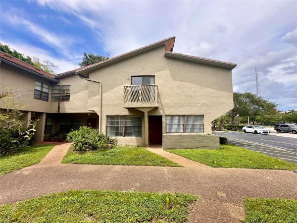 Palm Springs Village, Coral Springs Dr #2580, Coral Springs, Florida 33065, image 1