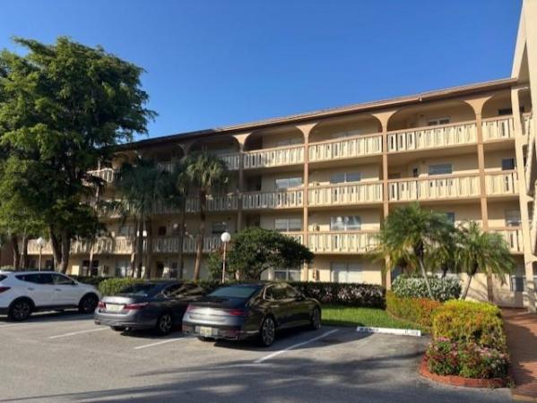 Abaco Village, 1606 Abaco Dr #j2, Coconut Creek, Florida 33066, image 1
