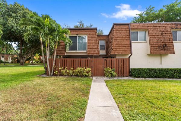 2061 SW 90th Ave #B-17, Davie, Florida 33324, image 1