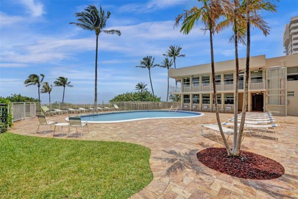 Sea Ranch Lakes North, 5200 N Ocean Blvd #315A, Lauderdale By The Sea, Florida 33308, image 2