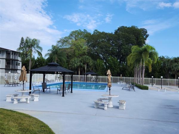 Hillcrest, 1201 Hillcrest Ct #105, Hollywood, Florida 33021, image 2
