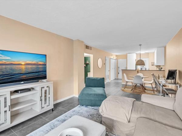 Horizon House, 2555 NE 11th St #610, Fort Lauderdale, Florida 33304, image 3