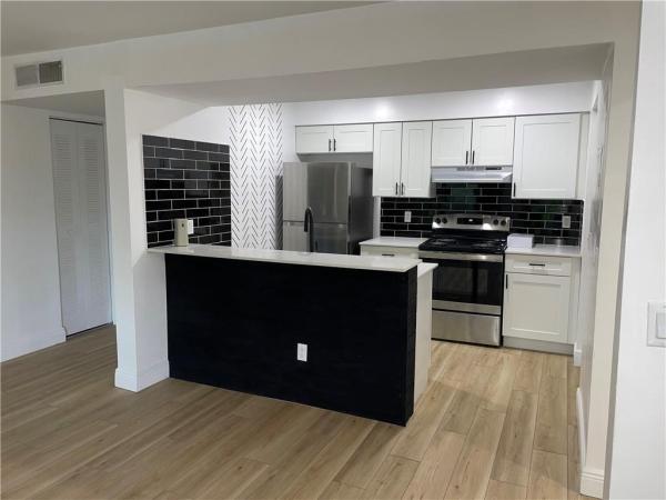 Royal Poinciana, 1223 SW 46th Ave #108, Pompano Beach, Florida 33069, image 1