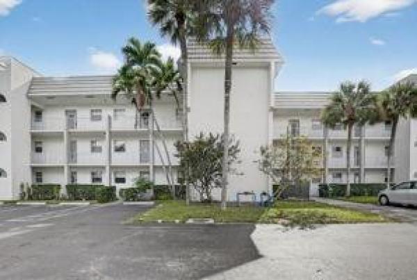 Sunrise Lakes 2, 8130 Sunrise Lakes Blvd #309, Sunrise, Florida 33322, image 1