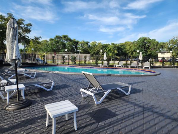 Versailles Gardens, 8020 Fairview Dr #109, Tamarac, Florida 33321, image 1