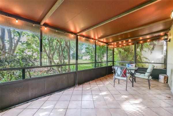 5614 Hammock Ln #113, Lauderhill, Florida 33319, image 1