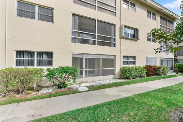 Lighthouse Point Gardens North, 1951 NE 39th St #156, Lighthouse Point, Florida 33064, image 1