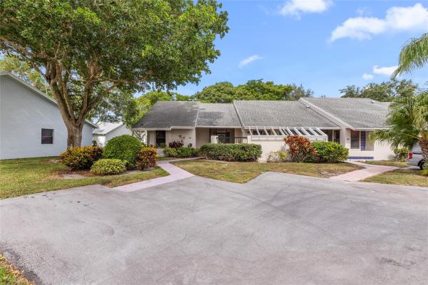 The Villas Of Waterberry, 10971 Lake Front Pl #10971, Boca Raton, Florida 33498, image 1