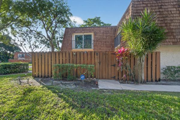 9110 SW 22nd Ct #D-4, Davie, Florida 33324, image 1