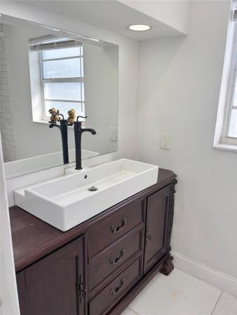 Knoll Ridge, 2101 NE 55th Ct, Fort Lauderdale, Florida 33308, image 1