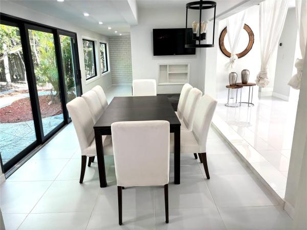 Knoll Ridge, 2101 NE 55th Ct, Fort Lauderdale, Florida 33308, image 2