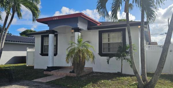 West Carver Ranches, 5580 Plunkett St, Hollywood, Florida 33021, image 1