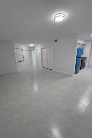 Windmill Lakes, 8657 SW 5th St #201, Pembroke Pines, Florida 33025, image 1