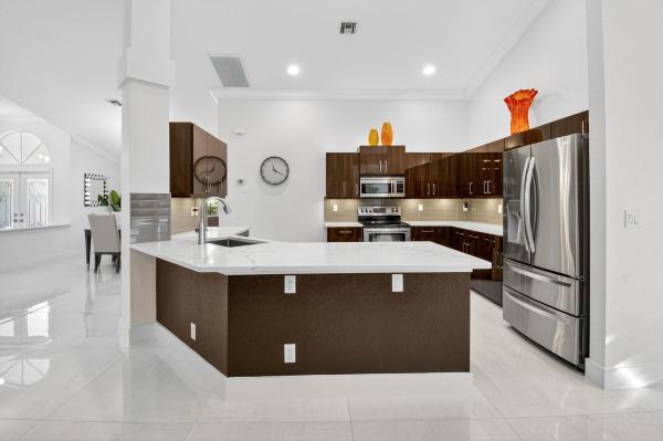 Lakeview Estates, 6707 Blue Bay Cir, Lake Worth, Florida 33467, image 1