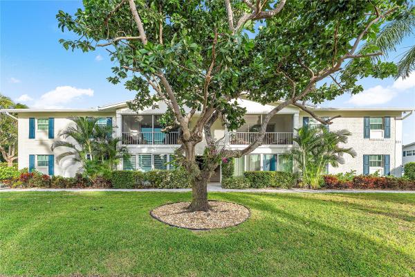 301 Venetian Dr #16, Delray Beach, Florida 33483, image 1