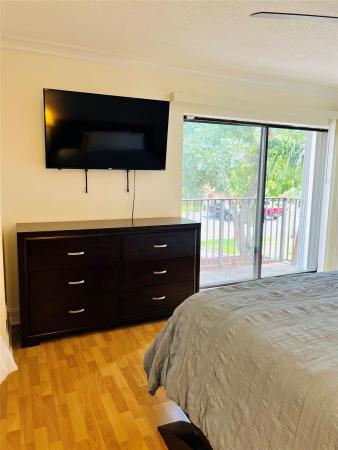 Waterford Courtyards At Crystal Lakes North, 2852 Waterford Dr N, Deerfield Beach, Florida 33442, image 1