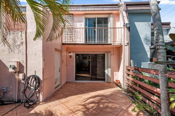 Adlerama Estates, 13509 NE 21st Ct, North Miami, Florida 33181, image 3
