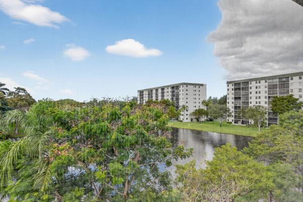 Water Chase At Cypress Bend, 2236 N Cypress Bend Dr #508, Pompano Beach, Florida 33069, image 1