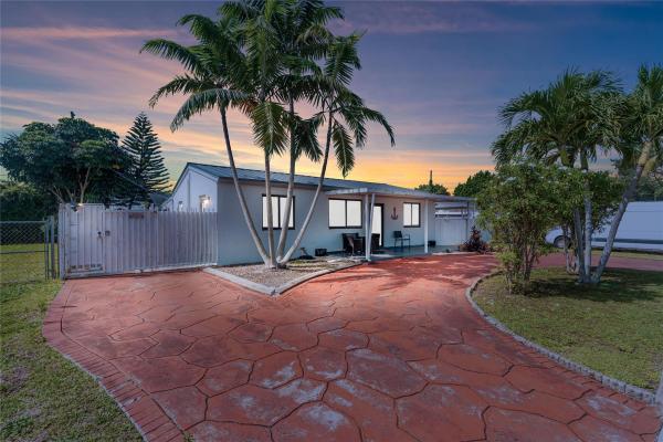 10120 SW 38th Ter, Miami, Florida 33165, image 1