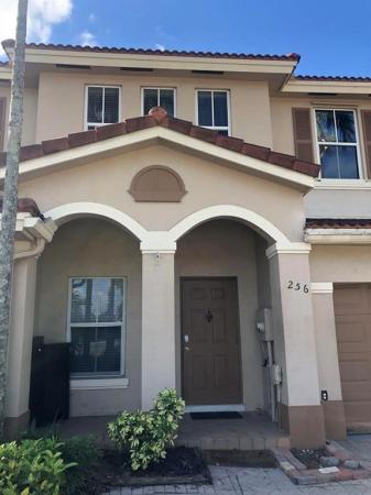256 Riverwalk Cir, Sunrise, Florida 33326, image 1